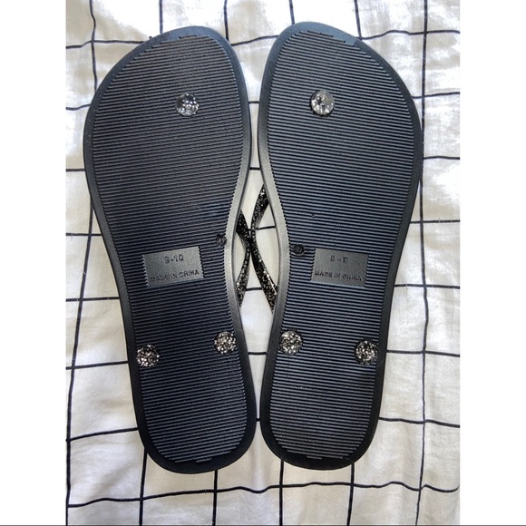 𝙱𝚕𝚊𝚌𝚔 𝚜𝚙𝚊𝚛𝚔𝚕𝚎 𝚏𝚕𝚒𝚙 𝚏𝚕𝚘𝚙𝚜 - Picture 3 of 4